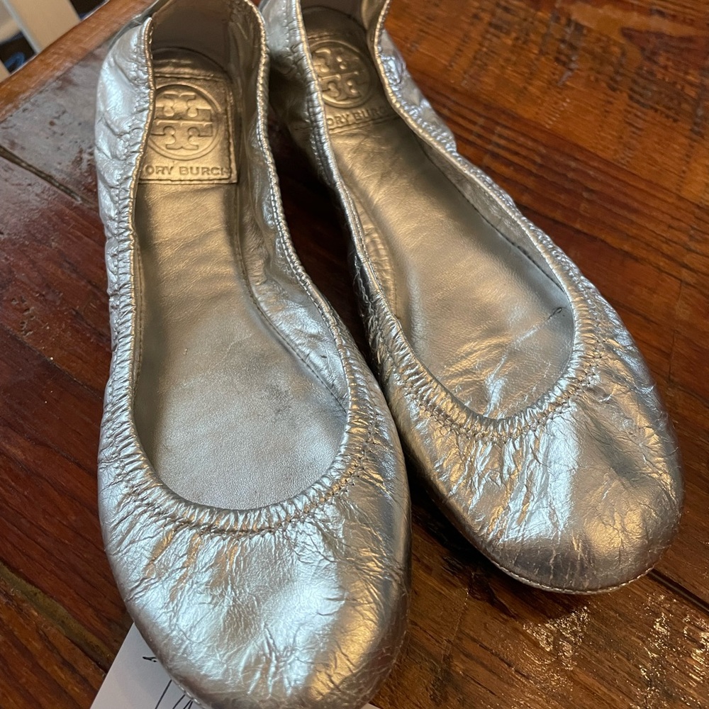 Tory Burch silver flats